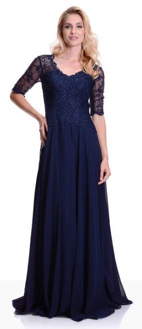 Langes Abendkleid in Nachtblau mit Spitzenärmeln